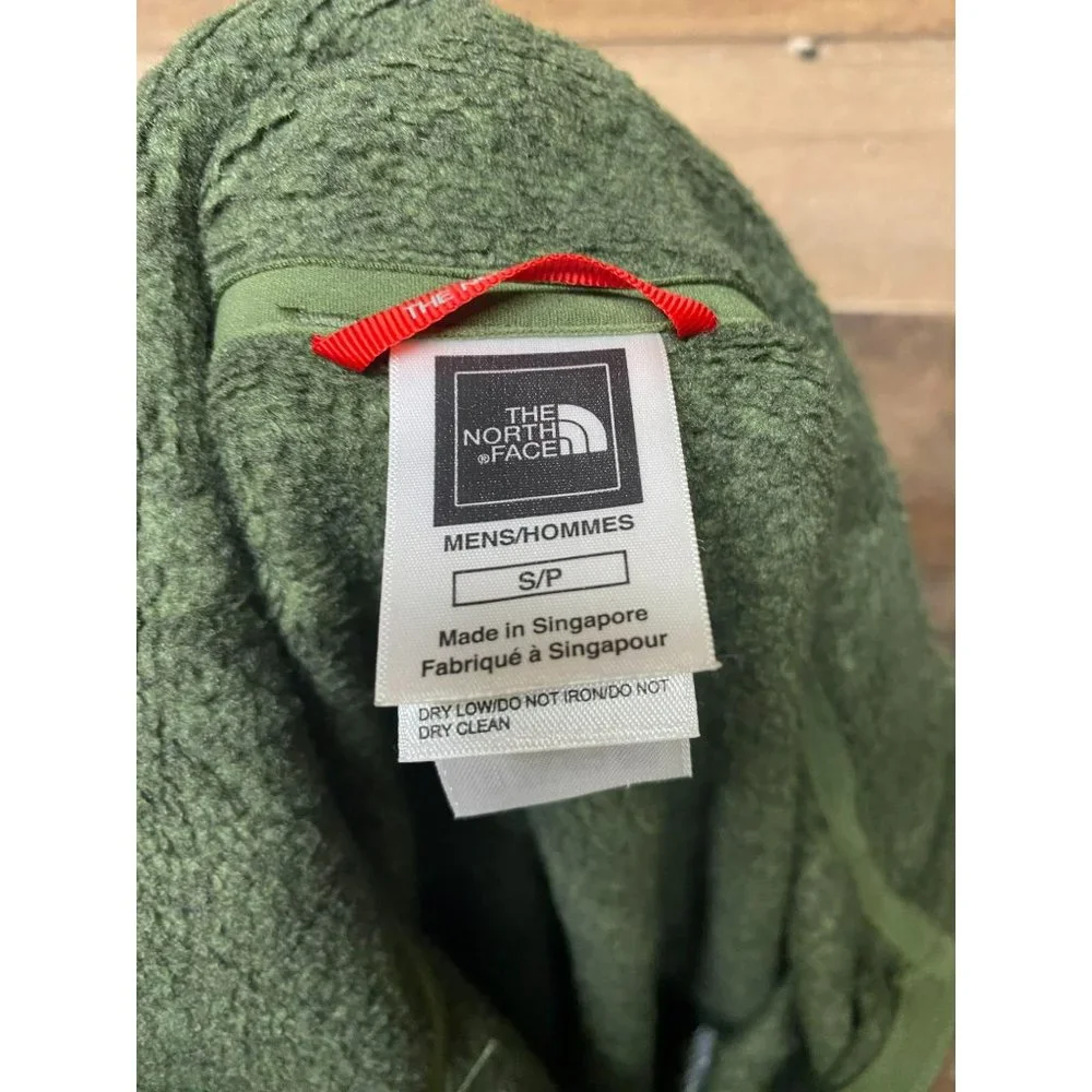 The North Face Men's‎ 1/4 Zip Jacket Size Small